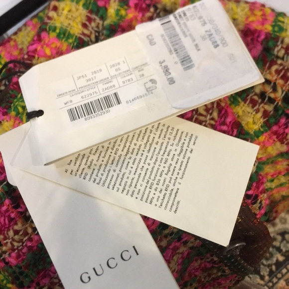 Brand new Gucci wool and silk tweed below knee cady crepe skirt - Picture 5 of 6